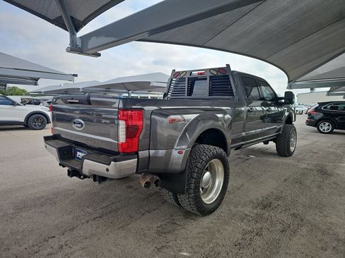 Used 2018 Ford F350 Lariat w/ Lariat Ultimate Package image 5