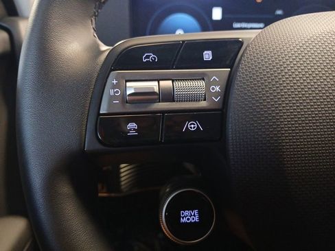 Used 2025 Hyundai Ioniq 5 SEL RWD image 17