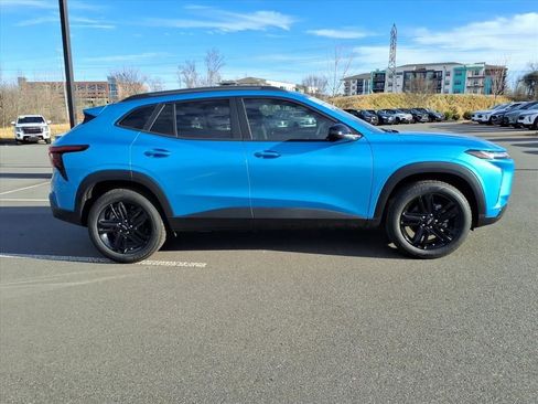 New 2026 Chevrolet Trax ACTIV w/ Sunroof Package image 25