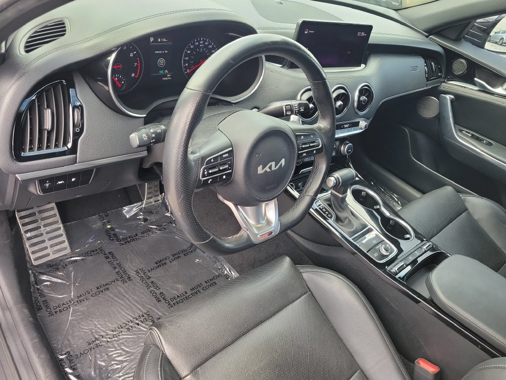 Used 2022 Kia Stinger GT-Line w/ Sun & Sound Package RWD image 7