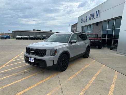 Used 2024 Kia Telluride EX X-Line AWD/4WD image 3