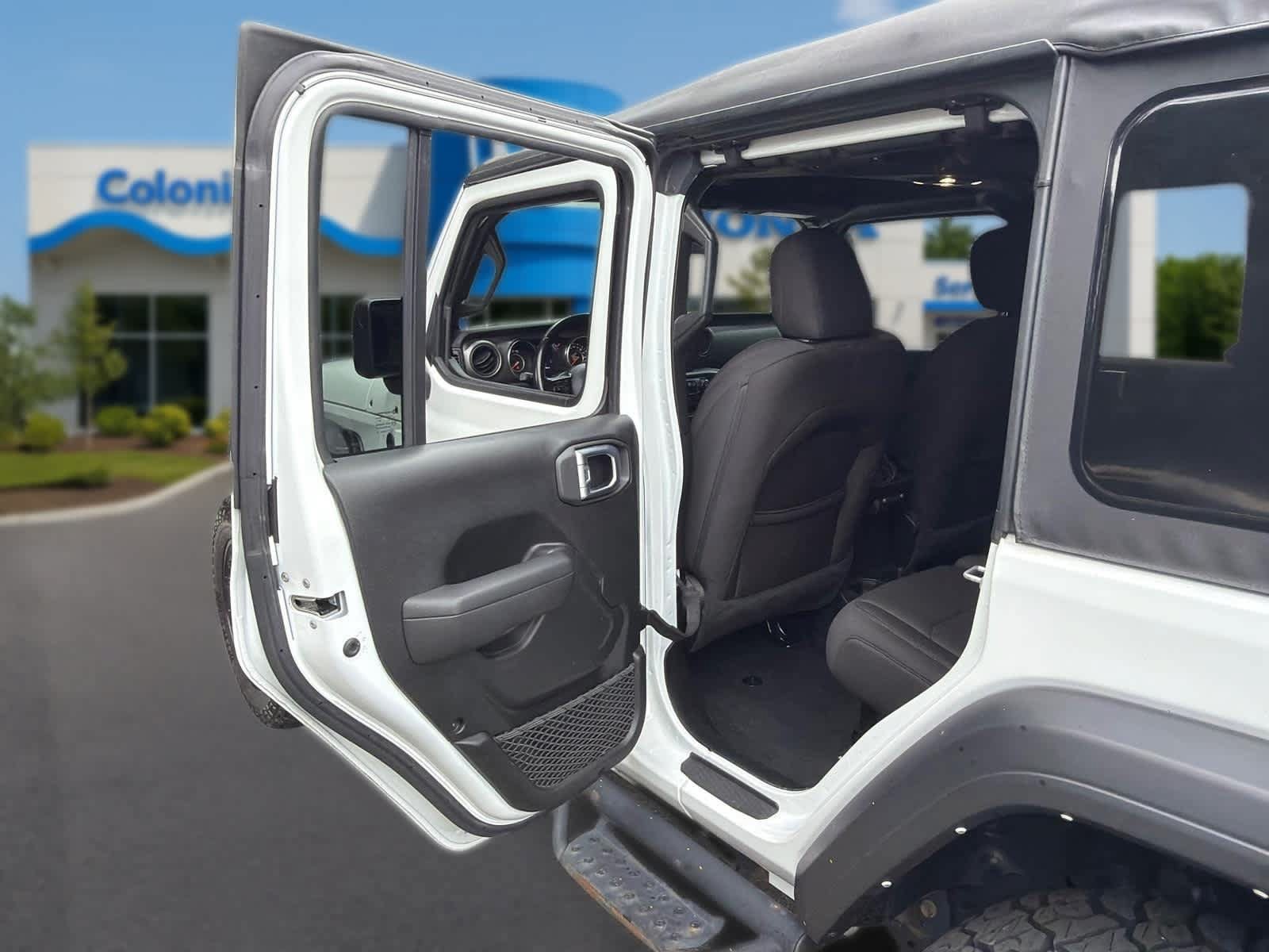 Used 2022 Jeep Wrangler Unlimited Sport AWD/4WD image 26