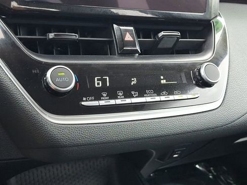 Used 2024 Toyota Corolla LE FWD image 15