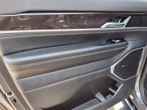 Used 2022 Jeep Wagoneer Series I w/ Rear Seat Video Group 1 image 20