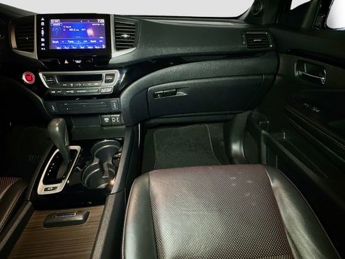 Used 2019 Honda Ridgeline Black Edition image 31
