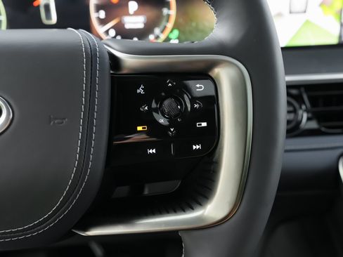 Certified 2026 INFINITI QX80 4WD image 16