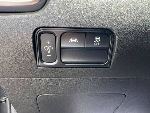 Certified 2023 Kia Sorento LX AWD/4WD image 11