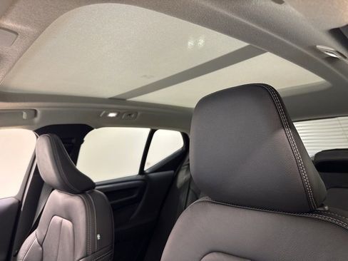 New 2026 Volvo XC40 B5 Plus w/ Climate Package AWD/4WD image 16