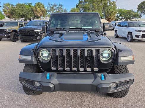 Used 2022 Jeep Wrangler Unlimited Rubicon 4xe image 4