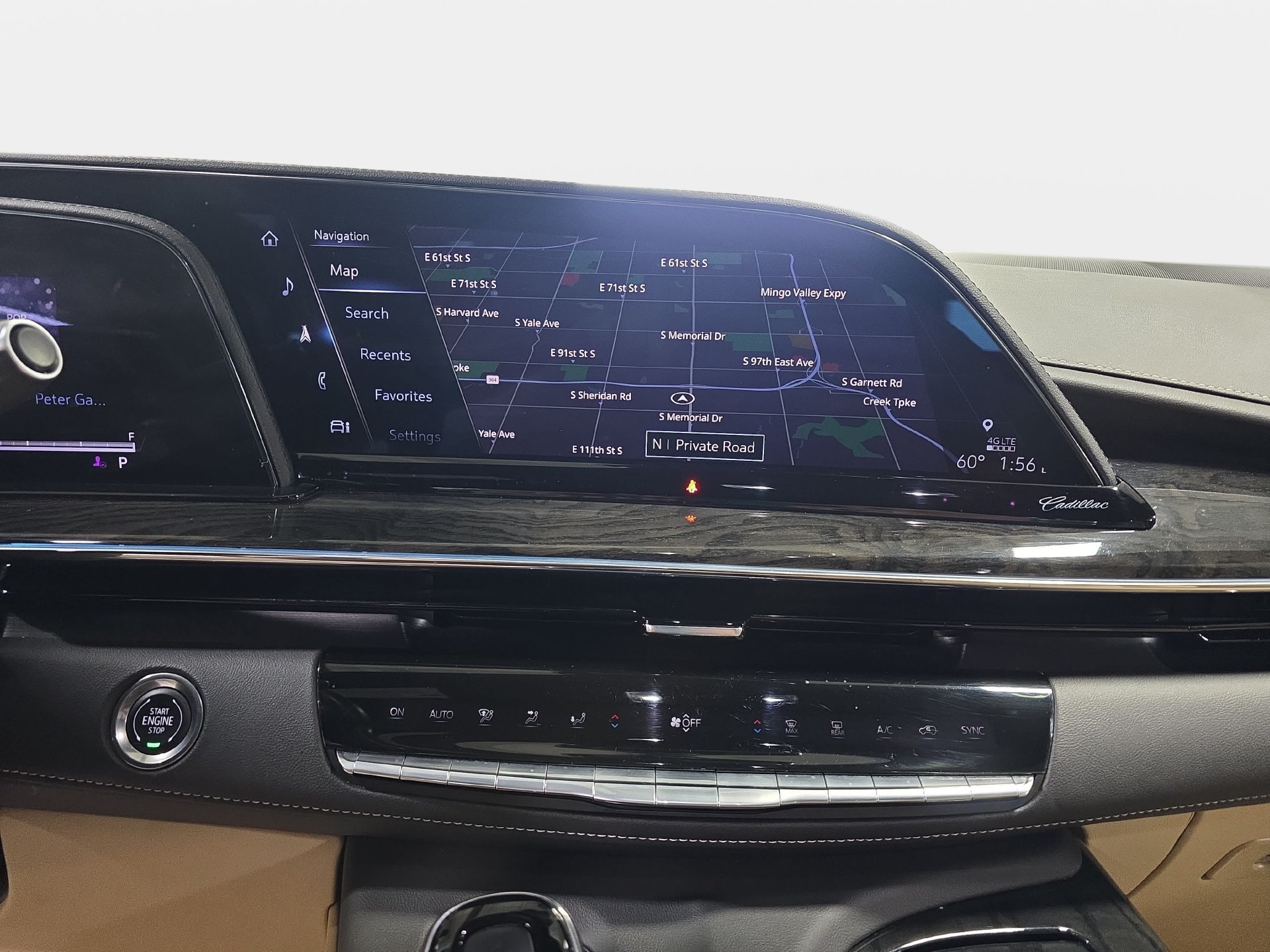 Used 2024 Cadillac Escalade Premium Luxury RWD image 20
