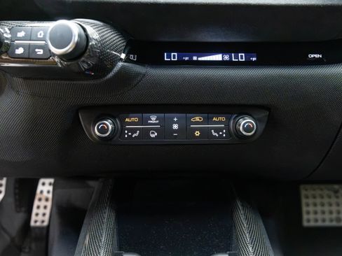 Used 2023 Ferrari 812 Competizione RWD image 38