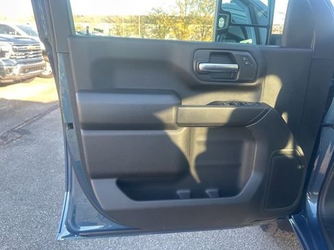 New 2026 Chevrolet Silverado 2500 Custom w/ Custom Convenience Package image 10