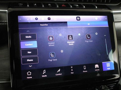 Used 2022 Jeep Grand Cherokee Overland w/ Adv Protech Group III image 43