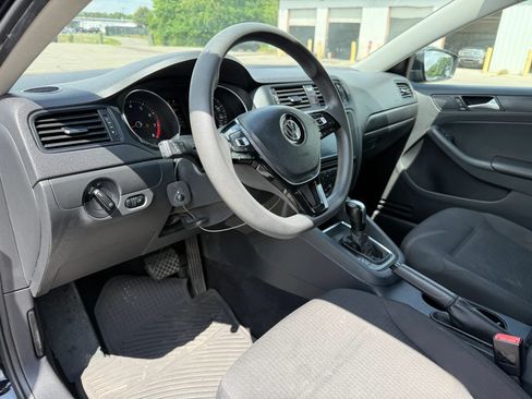 Used 2016 Volkswagen Jetta S FWD image 17