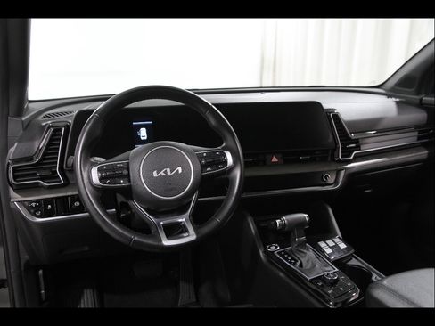 Used 2023 Kia Sportage X-Line w/ X-Line Premium Package AWD/4WD image 6