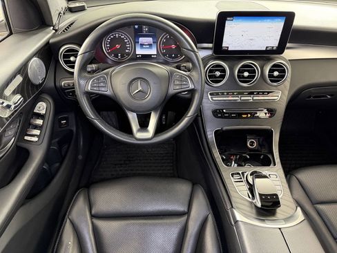 Used 2018 Mercedes-Benz GLC 300 4MATIC Coupe image 18