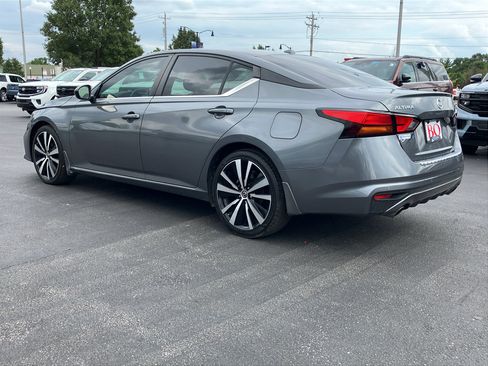 Used 2022 Nissan Altima 2.5 SR FWD image 4