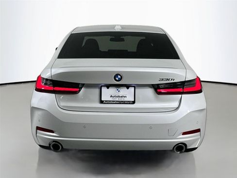 New 2025 BMW 330i Sedan w/ Premium Package RWD image 10