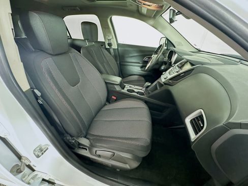 Used 2017 Chevrolet Equinox LT w/ Convenience Package FWD image 29