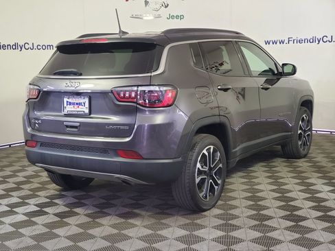 Used 2023 Jeep Compass Limited AWD/4WD image 3
