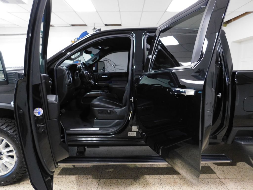 Used 2021 Chevrolet Silverado 2500 High Country w/ Z71 Off-Road Package AWD/4WD image 24