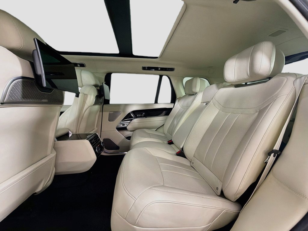 Certified 2024 Land Rover Range Rover Long Wheelbase Autobiography AWD/4WD image 26