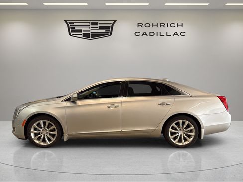 Used 2016 Cadillac XTS Luxury w/ Driver Awareness Package FWD image 6