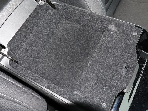 Used 2023 Jeep Grand Cherokee L Laredo image 26