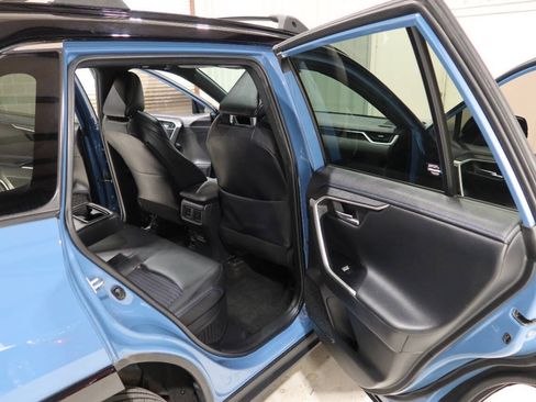 Used 2022 Toyota RAV4 XSE AWD/4WD image 14
