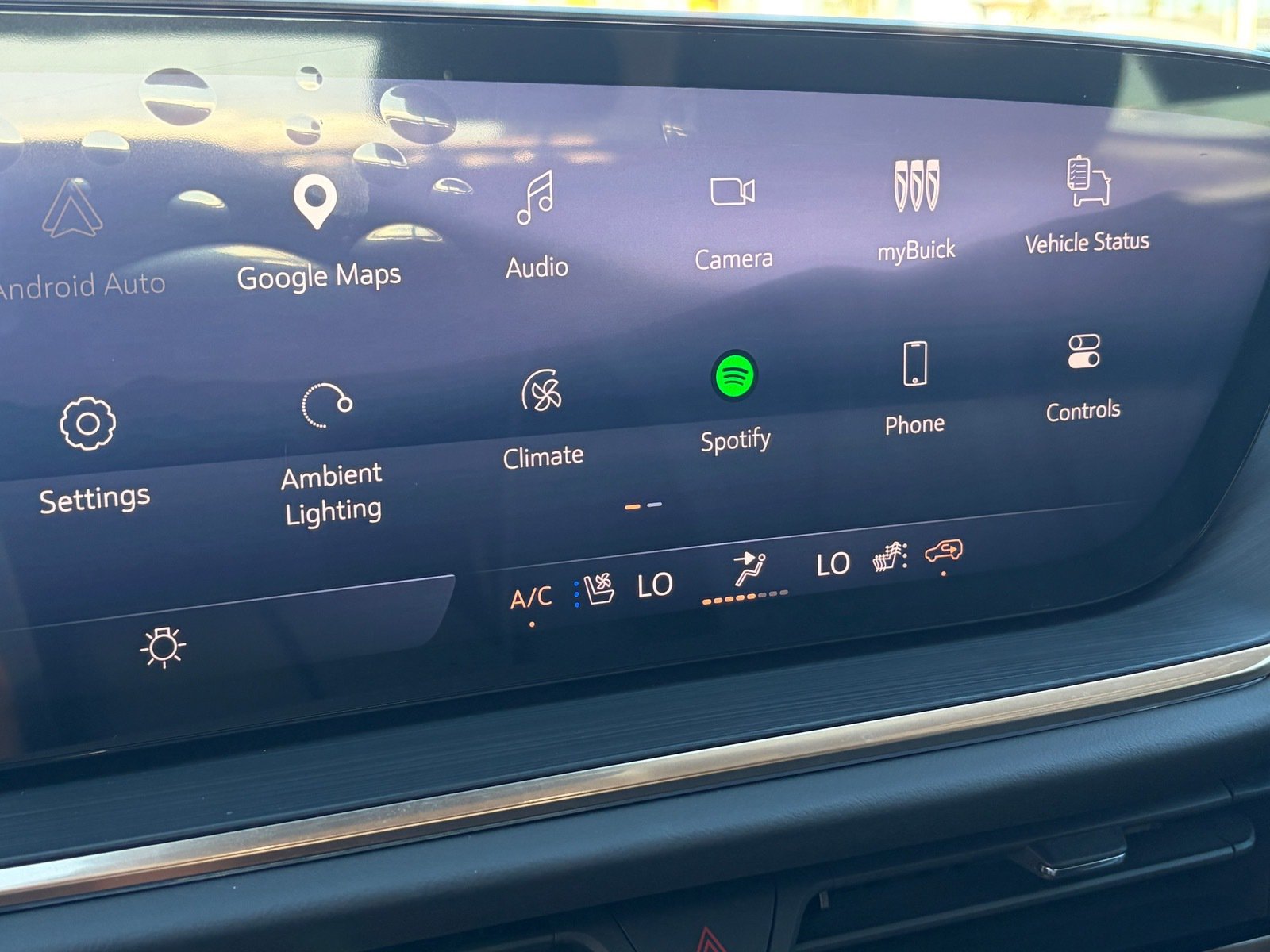 Used 2025 Buick Envision Avenir AWD/4WD image 27