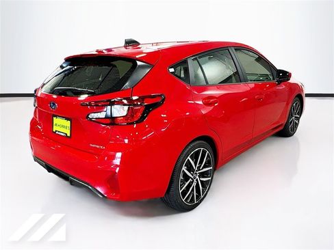 Used 2025 Subaru Impreza 2.0i Sport image 5