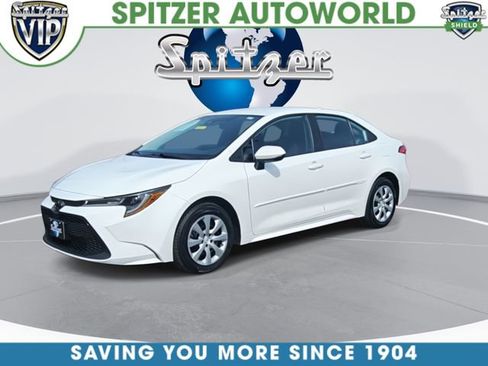 Used 2022 Toyota Corolla LE image 4