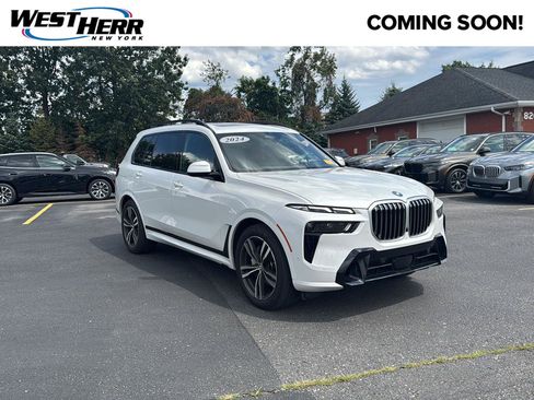 Used 2024 BMW X7 xDrive40i w/ M Sport Package AWD/4WD image 1