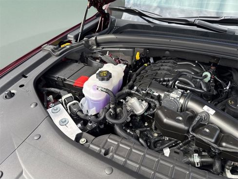 Used 2025 Jeep Grand Cherokee Limited w/ Trailer Tow Package image 43