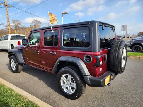 Used 2021 Jeep Wrangler Unlimited Sport image 19