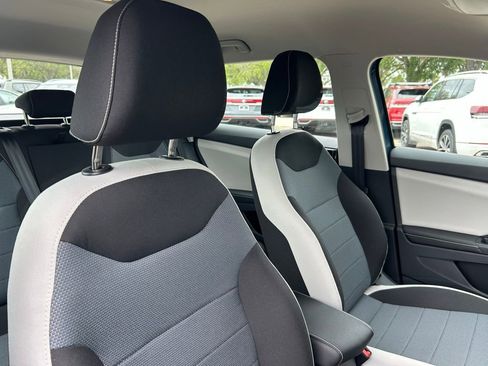 New 2026 Volkswagen Taos S FWD image 40