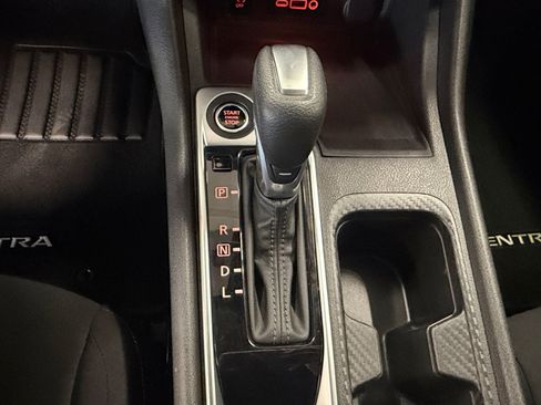 Used 2025 Nissan Sentra SV FWD image 21
