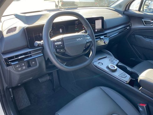 New 2026 Kia Sportage SX Prestige AWD/4WD image 12