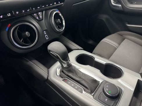 Used 2025 Chevrolet Blazer LT image 19