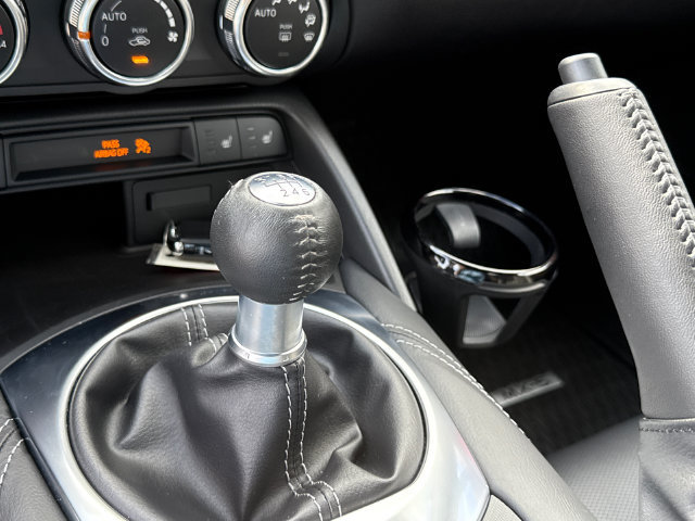Used 2026 MAZDA MX-5 Miata Grand Touring w/ Weather Package RWD image 16
