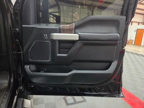 Used 2019 Ford F250 Lariat w/ Lariat Ultimate Package image 38