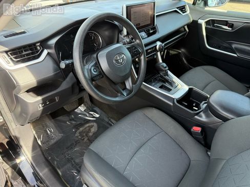Used 2024 Toyota RAV4 XLE image 11