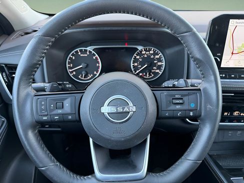 Certified 2023 Nissan Rogue SL w/ SL Premium Package image 22