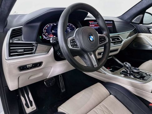 Used 2020 BMW X7 M50i w/ Dynamic Handling Package AWD/4WD image 9