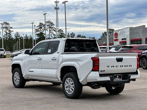 New 2026 Toyota Tacoma SR5 image 6