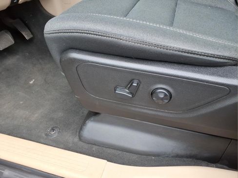 Used 2020 RAM 1500 Big Horn AWD/4WD image 16