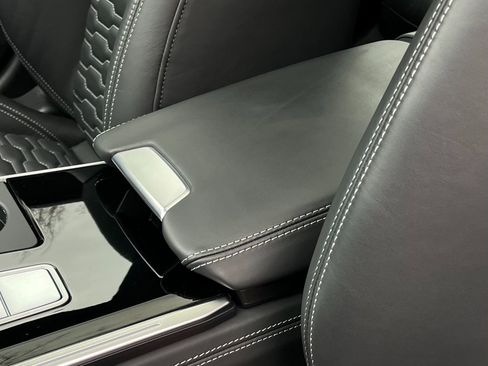 Used 2025 Audi RS 6 performance image 12