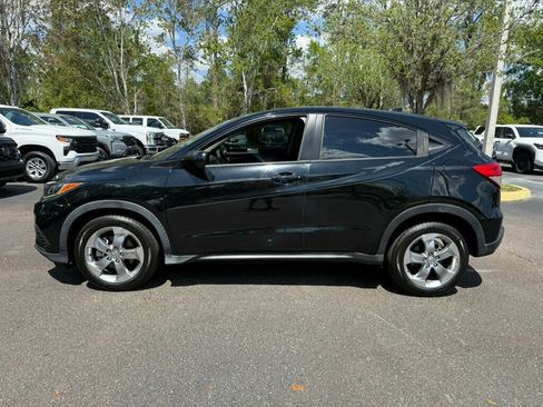 Used 2021 Honda HR-V LX image 2