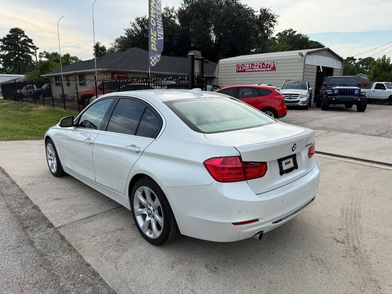 Used 2015 BMW 328d Sedan RWD image 8