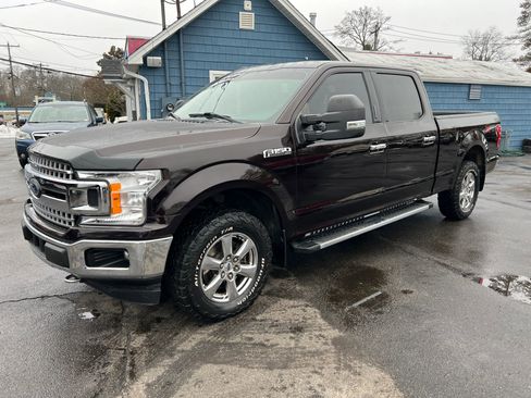 Used 2018 Ford F150 XLT w/ Max Trailer Tow Package image 2